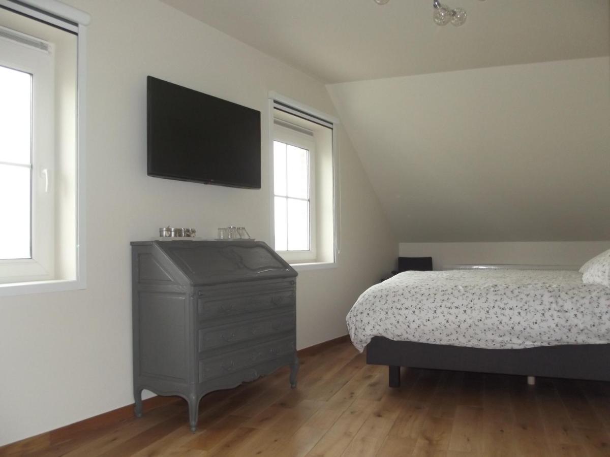 Bed and Breakfast Au Bonheur Frontalier Steenvoorde Esterno foto