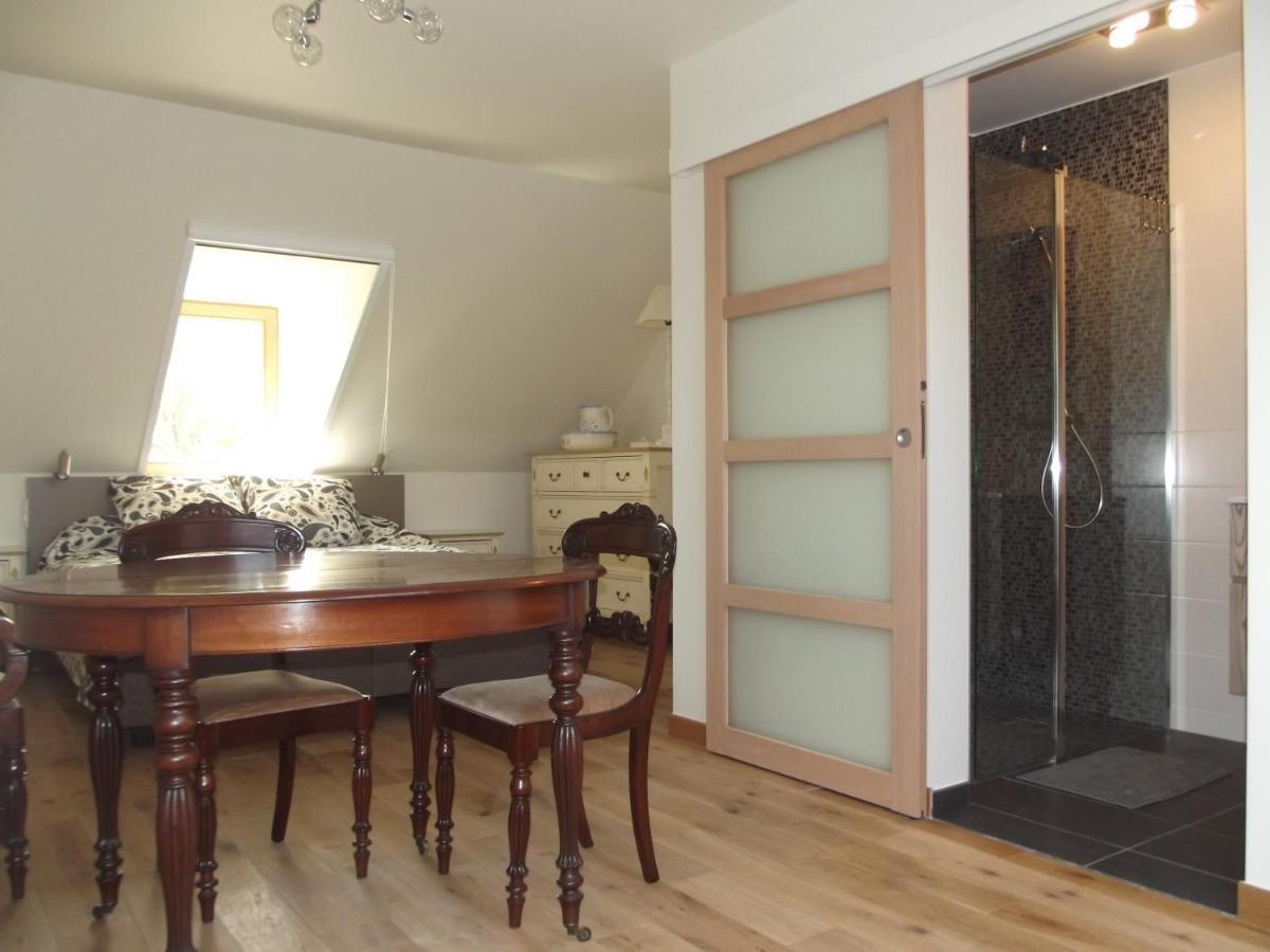 Bed and Breakfast Au Bonheur Frontalier Steenvoorde Esterno foto