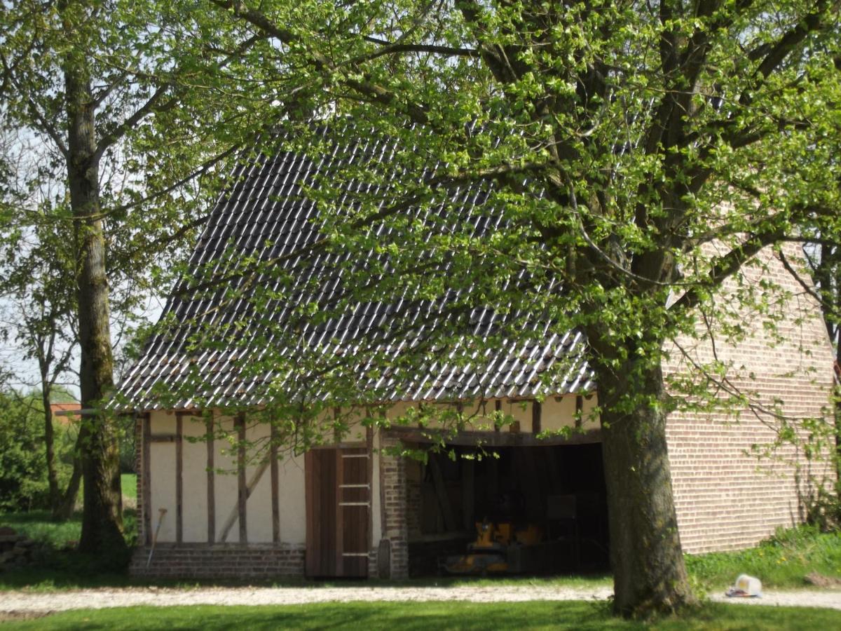 Bed and Breakfast Au Bonheur Frontalier Steenvoorde Esterno foto